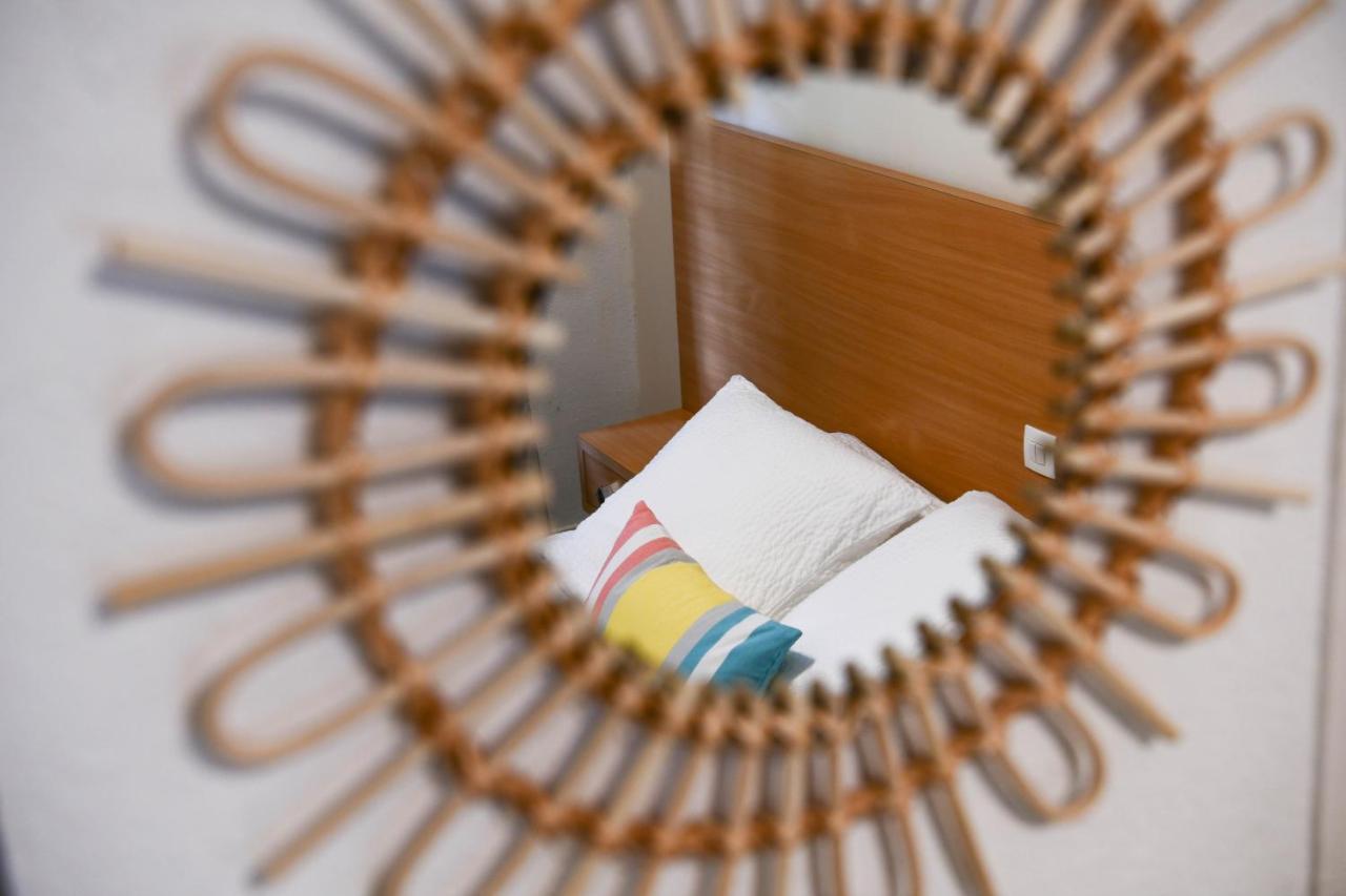 Hotel Val Flores Logis Biarritz Zewnętrze zdjęcie