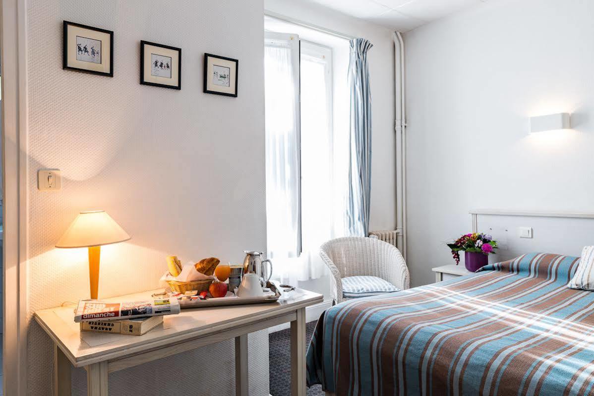 Hotel Val Flores Logis Biarritz Zewnętrze zdjęcie